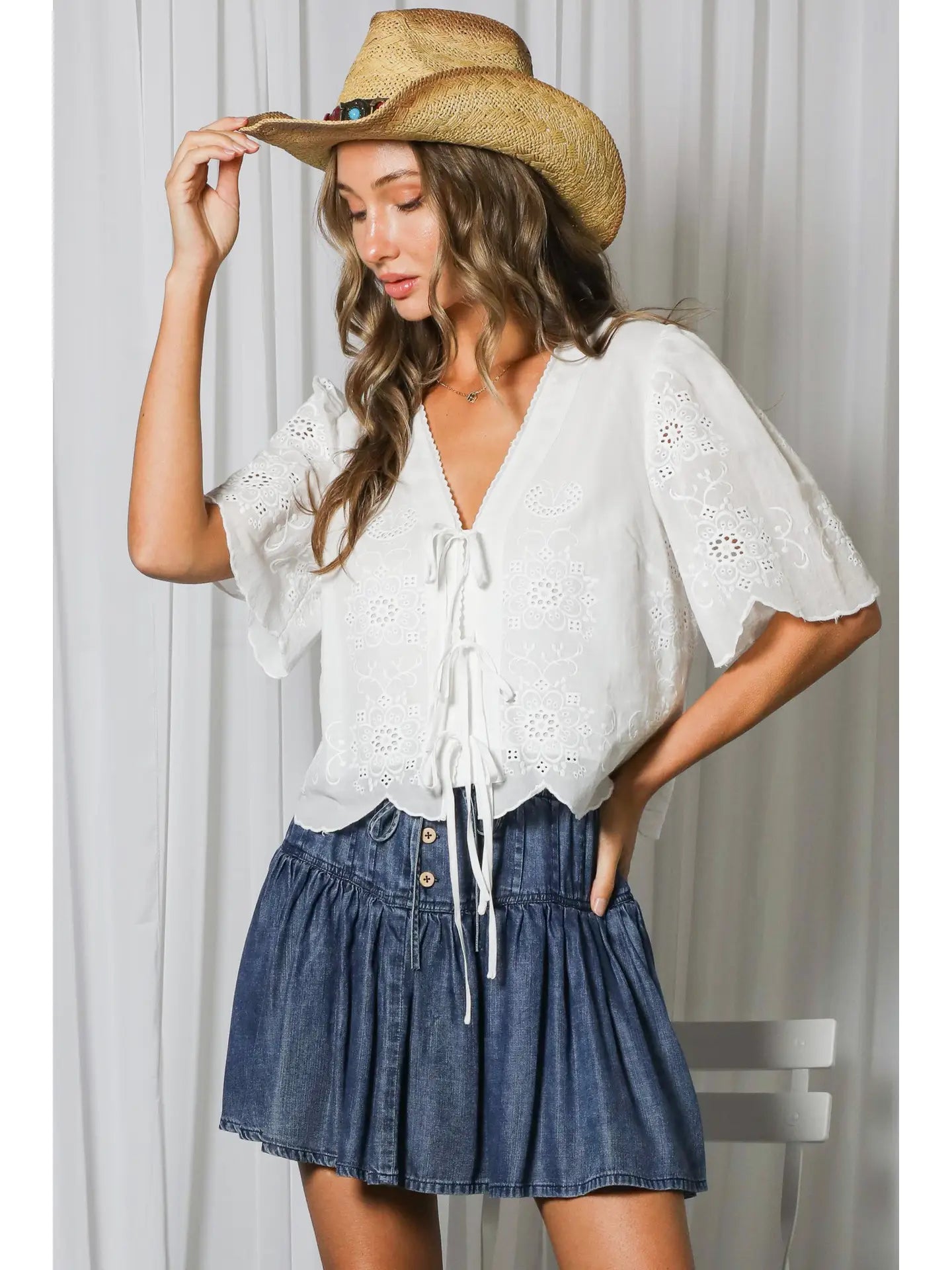 Scalloped Edge Detailing 100%Cotton Eyelet Lace Top