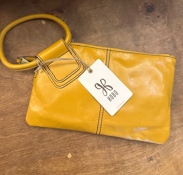 Sable Wristlet ( Sun Glow )
