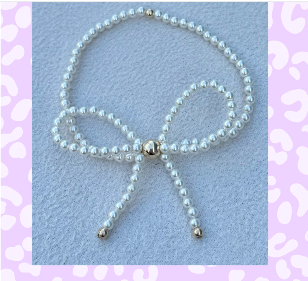 Classic Pearl Bow Bracelet
