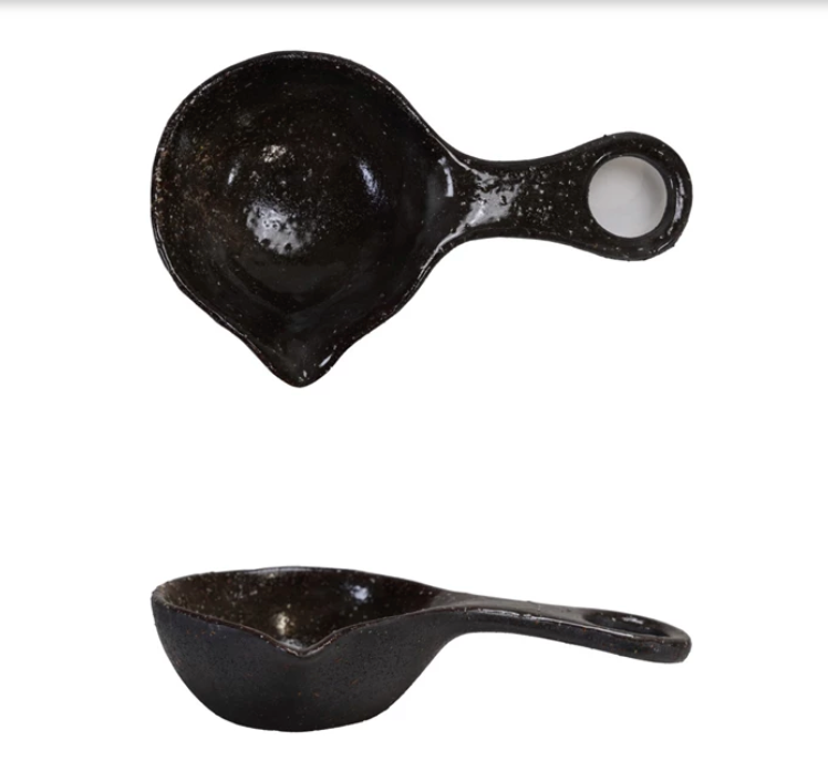 Stoneware Scoop with Handle & Spout