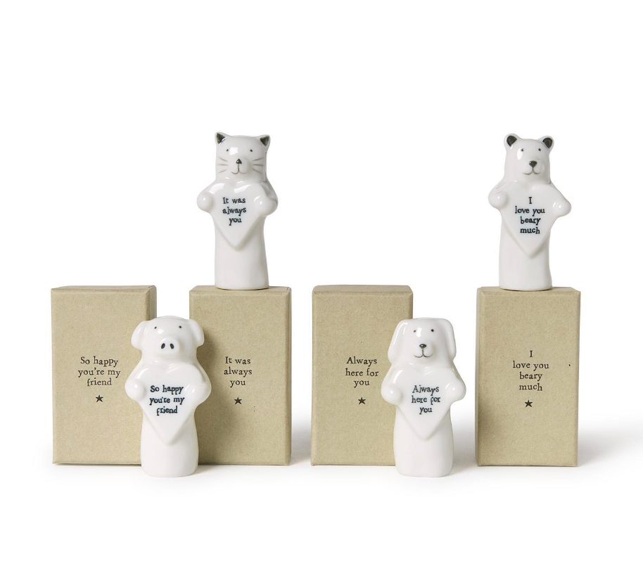 Porcelain Animals with Heart ( Assorted )