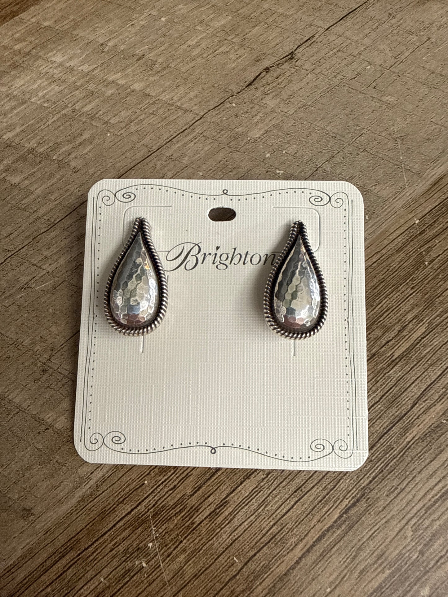 Ferrara Lacrima Post Ear JA0287