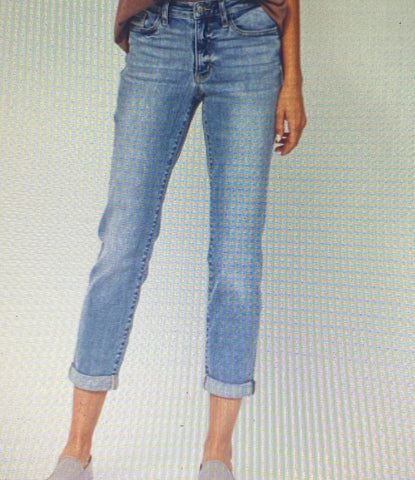 Judy Blue Core Midrise Bleach Wash Boyfriend Jeans