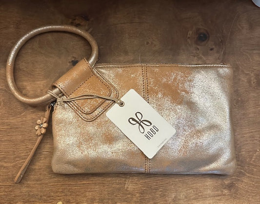 Sable Wristlet ( Saddle Stardust)