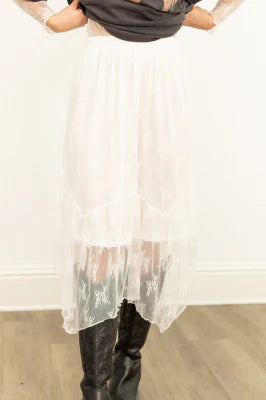 Lace Skirt ( Ivory )