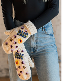 Hand Stitched Floral Knit Mittens  ( W-23 )