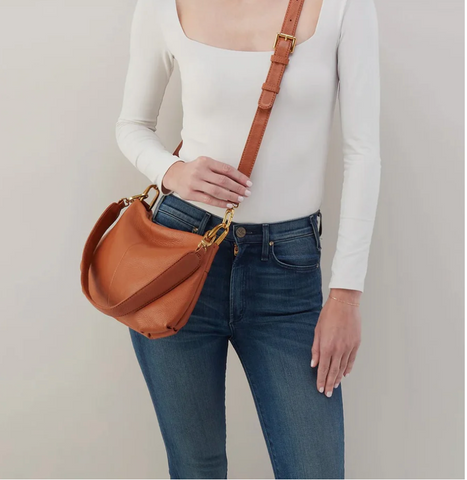 Vance Shoulder Crossbody ( Warm Honey )