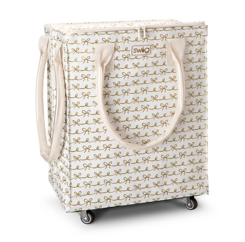 PRETTY IN PEARL Mega Tote Bag